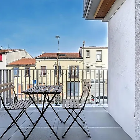 Modern With Rooftop